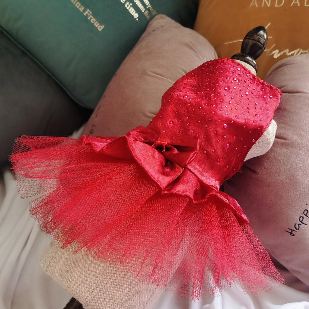 Elegant dresses for pets Woof & Meow