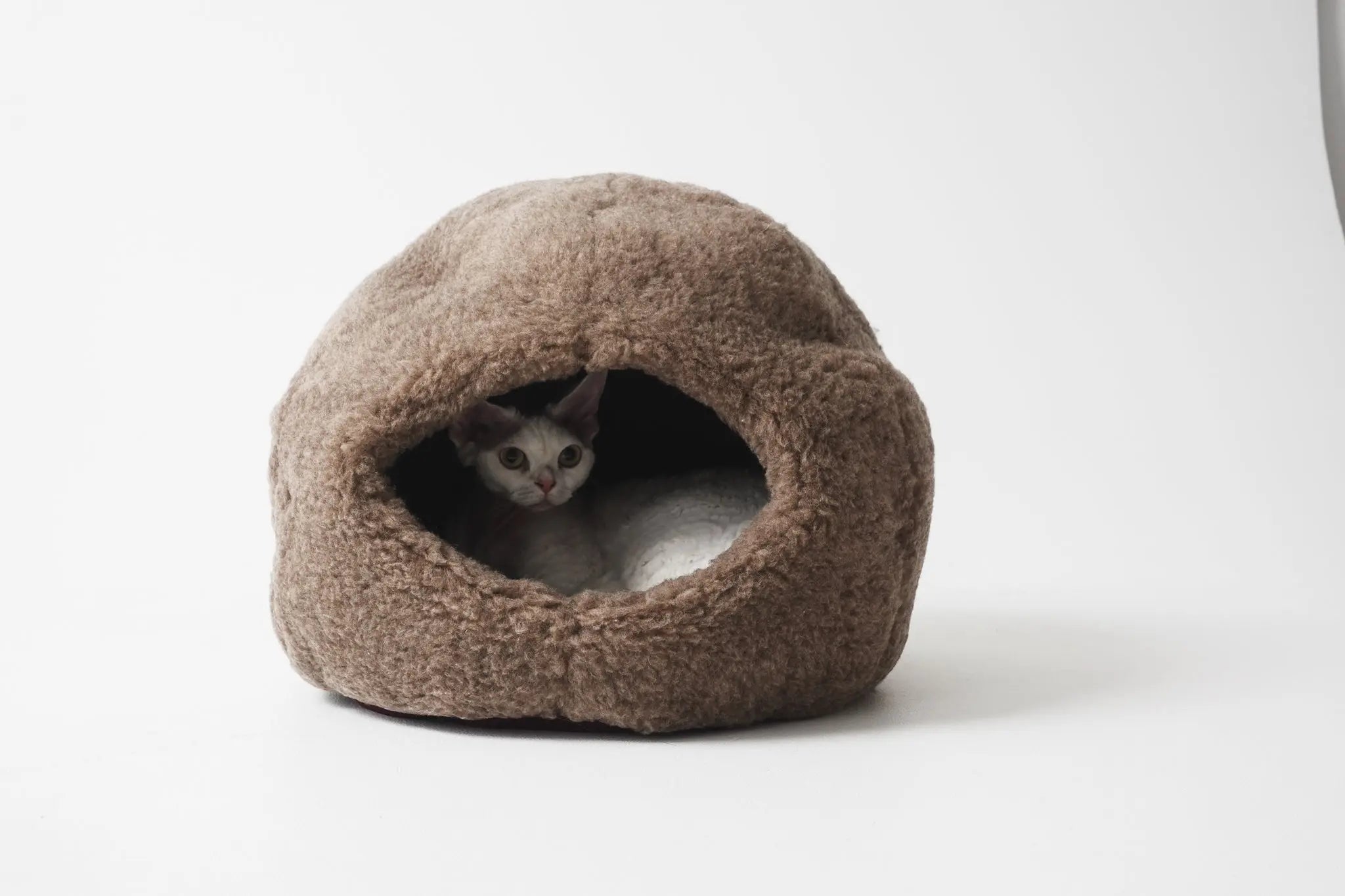 Nest Natural Woolen Pet Bed - Beige MellowConceptStore