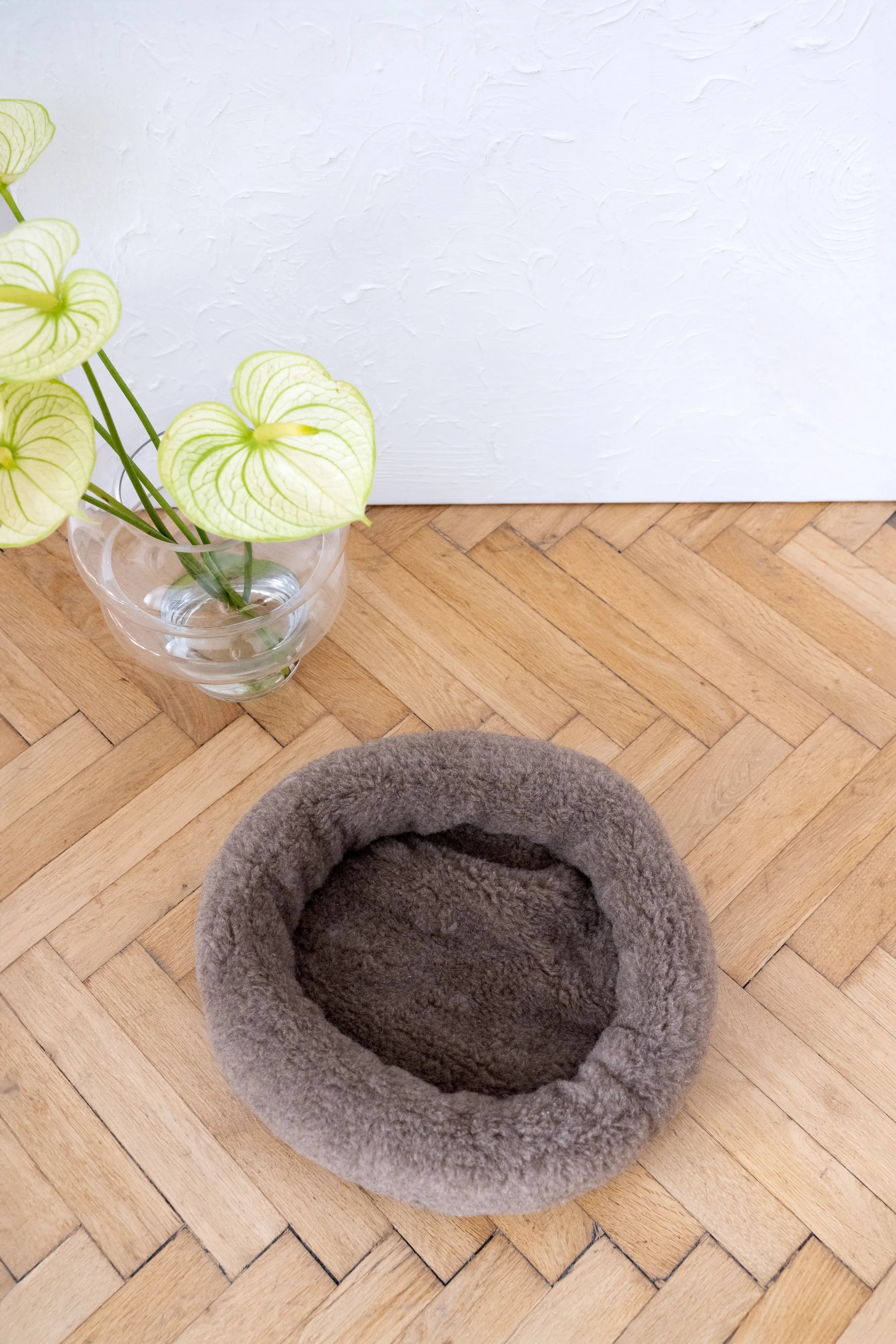 Round Natural Wool Pet Bed - Beige Mellow Pet Store