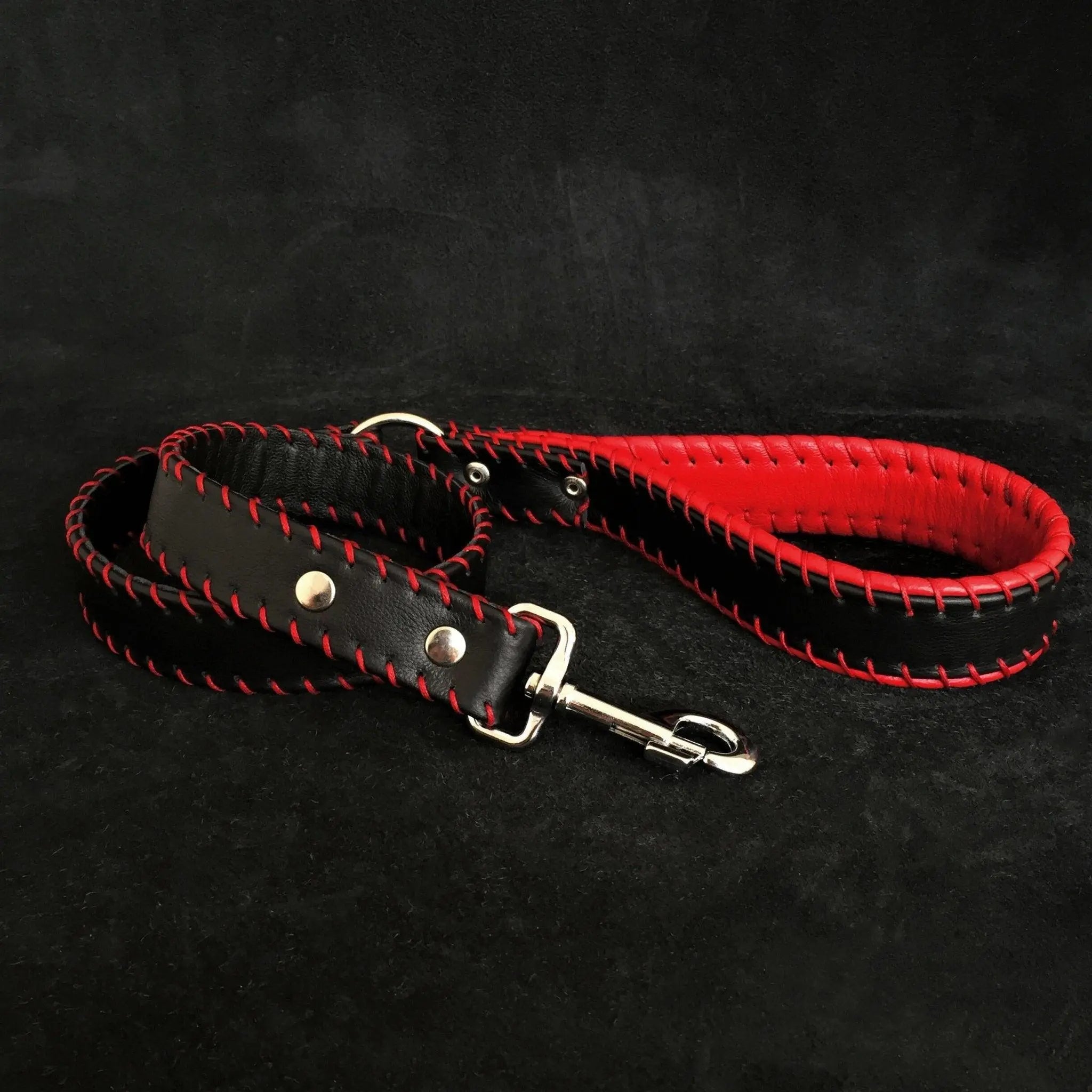 Handstitched soft leather leash BESTIA